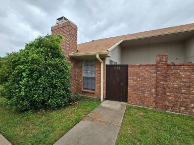 Main picture of 3141 Tudor Ln