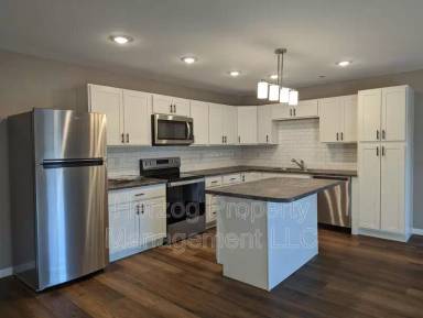 Main picture of Ridgeview Apartments