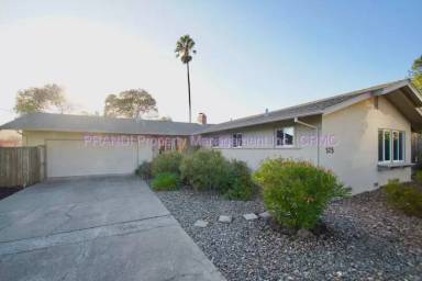 Main picture of 525 Las Colindas Rd