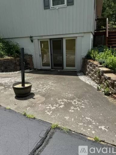 Main picture of 1268 N Pine Run Rd