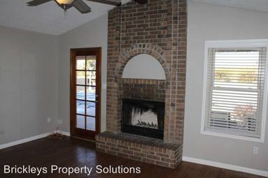 Main picture of 6321 Bridle St NW