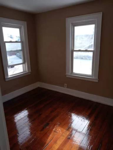 Main picture of 328 W Ostrander Ave