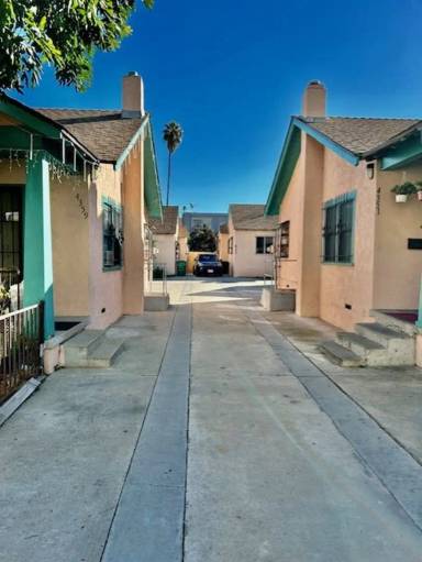 Main picture of 4355 44th St