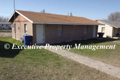 Main picture of 210 Marston Ave