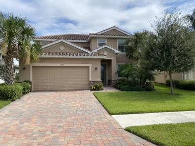 Main picture of 2054 Minneola St