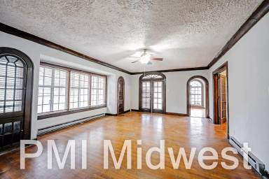 Main picture of 3505 N Pennsylvania St