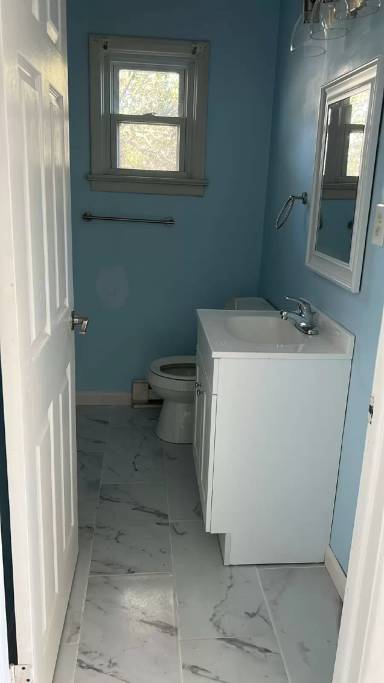 Main picture of 9544 5th Bay St