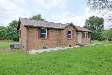 Main picture of 729 Welsey Dr