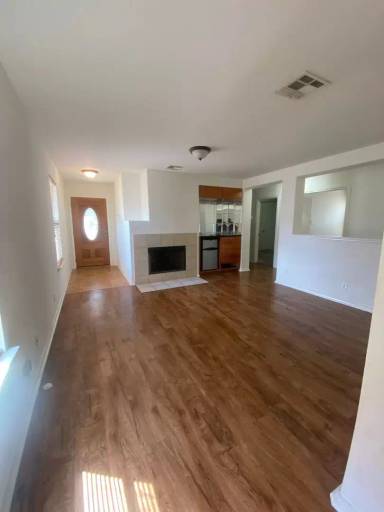 Main picture of 206 Calixto Ct