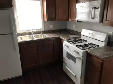 Main picture of 338 Hartford Ave