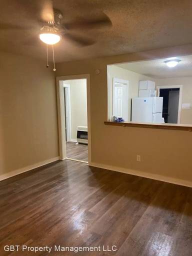 Main picture of 403 S Madison St