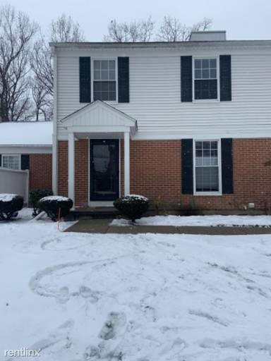 Main picture of 24382 Meadowbridge Dr
