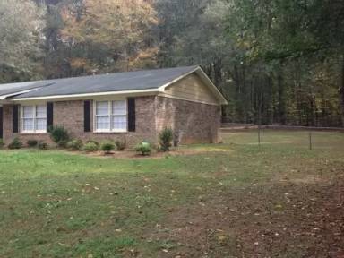Main picture of 135 McAlpin Dr