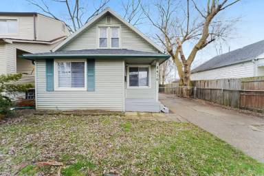 Main picture of 8436 Chapp Ave