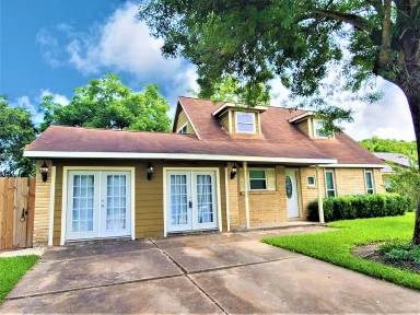 Main picture of 3214 Ripplebrook Dr