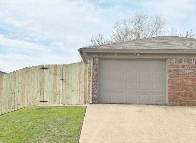 Main picture of 10249 Maverick Dr