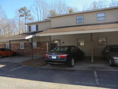 Main picture of 703 Timberline Dr