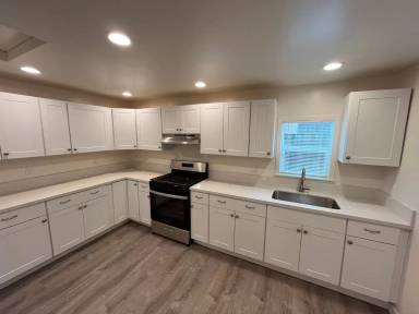 Main picture of 645 Union Ave