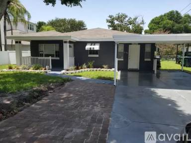 Main picture of 506 N Matanzas Ave