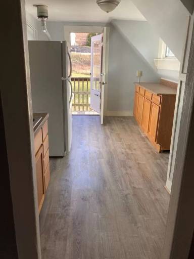 Main picture of 6 Reservoir Rd