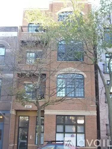 Main picture of 3338 N Sheffield Ave