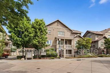 Main picture of 153 Gillette Pl