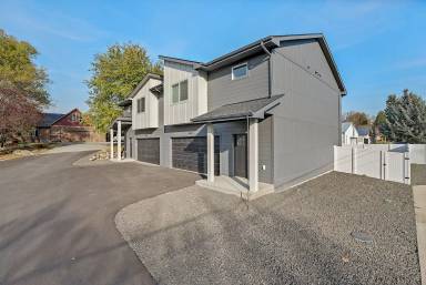 Main picture of 14025 E Valleyway Ave