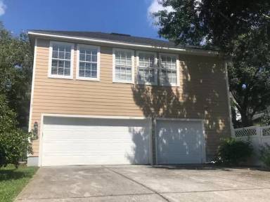 Main picture of 533 Greenbrier Ave