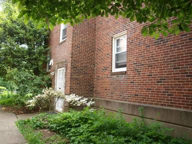 Main picture of 704 W Kingsley St
