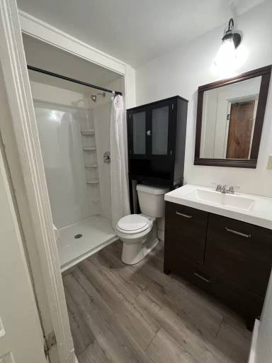 Main picture of 421 Abbot Rd