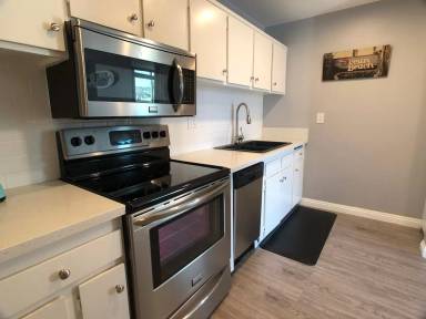 Main picture of Pacific Isle Condominiums