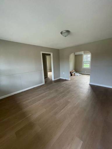 Main picture of 527 G St NE