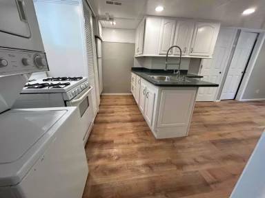 Main picture of 2019 1/2 W Cucharras St