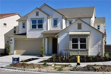 Main picture of 4672 Beaumont Ave