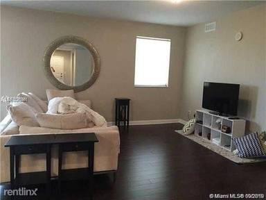 Main picture of Colonnade Southwest Condo