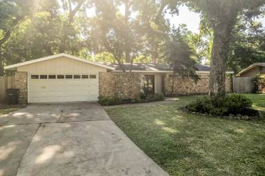 Main picture of 5611 S Trenton Ave