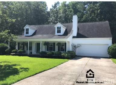 Main picture of 5 Branson Ct