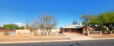 Main picture of 2021 N 21st St