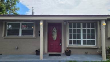Main picture of 5528 Park Cir W