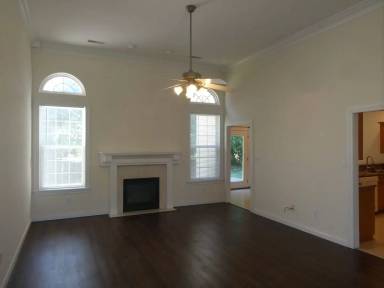 Main picture of 4005 Watertown Pl