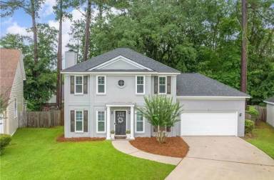 Main picture of 112 Saint Ives Way