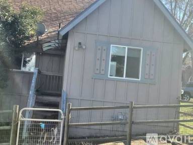 Main picture of 26801 Columbia Way