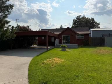 Main picture of 4909 N Adams St