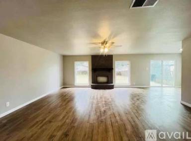 Main picture of 1306 Saint Lawrence St