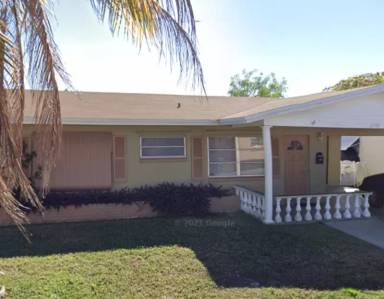 Main picture of 6700 NW 62nd St