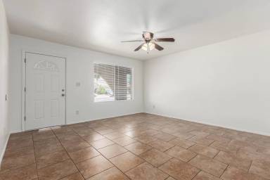 Main picture of 4655 W Sunnyside Ave