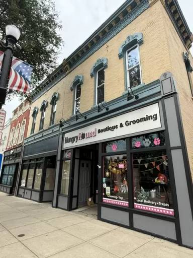 Main picture of 64 1/2 Lincolnway
