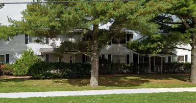 Main picture of 2400 E 6th St