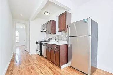 Main picture of 148 Patchen Ave