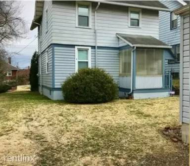 Main picture of 156 Carnegie Ave